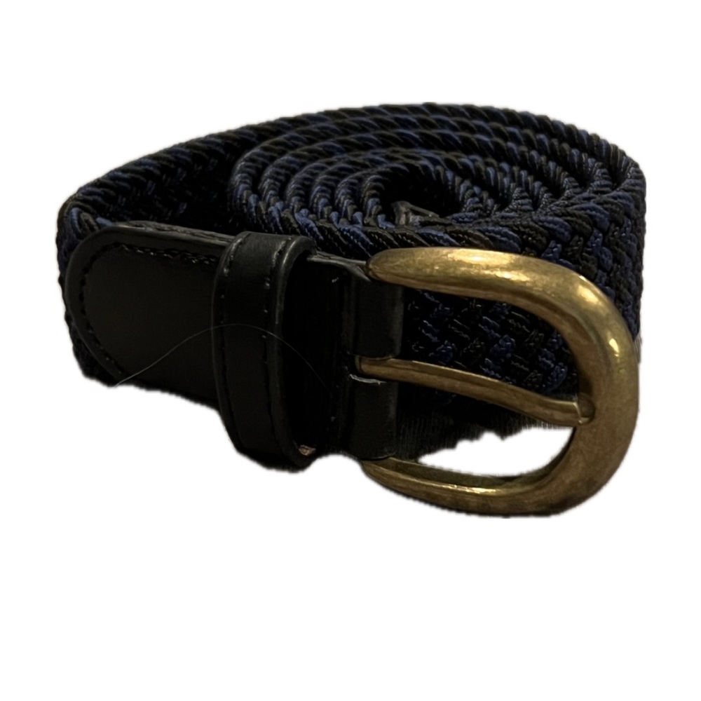 Black/blue woven belt.